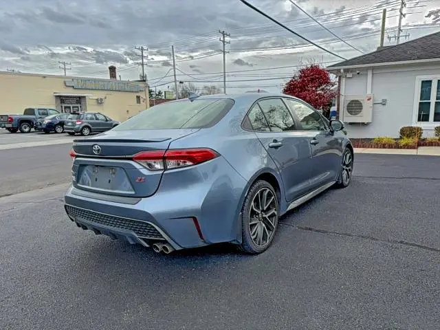 2021 TOYOTA COROLLA SE  