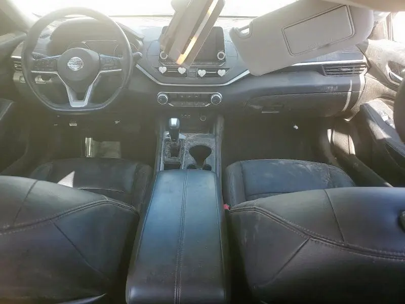 2019 NISSAN ALTIMA SR  