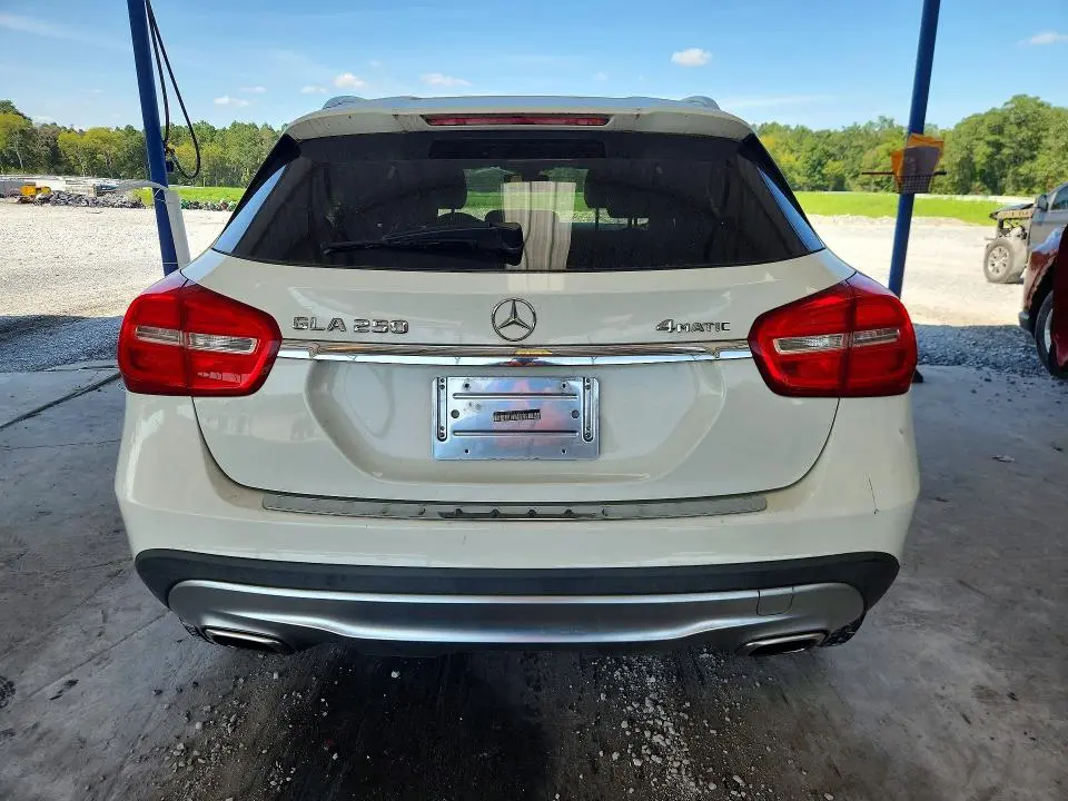 2015 MERCEDES-BENZ GLA 250 4MATIC  