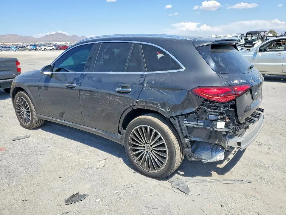 2026 MERCEDES-BENZ GLC 300 4MATIC  