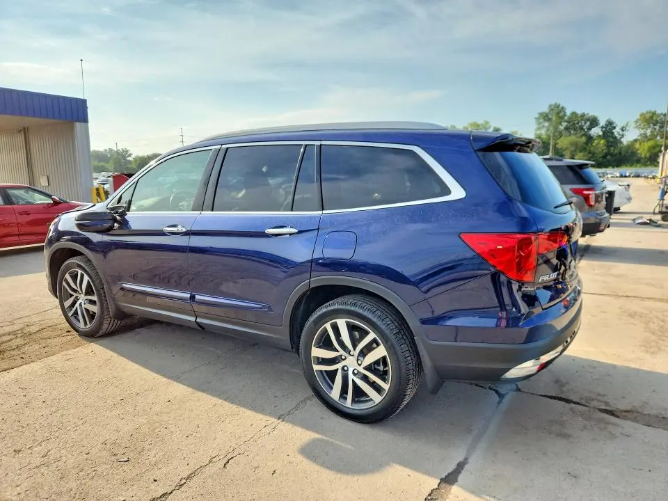 2016 HONDA PILOT TOURING  