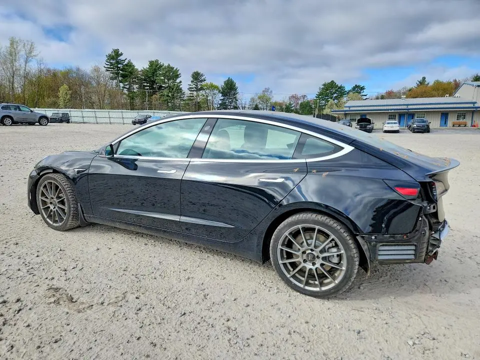 2018 TESLA MODEL 3   