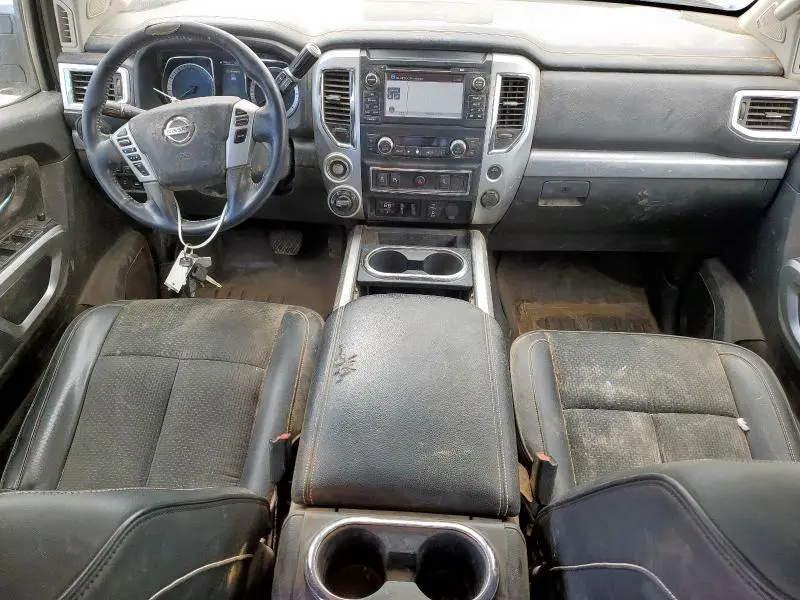 2018 NISSAN TITAN SV  