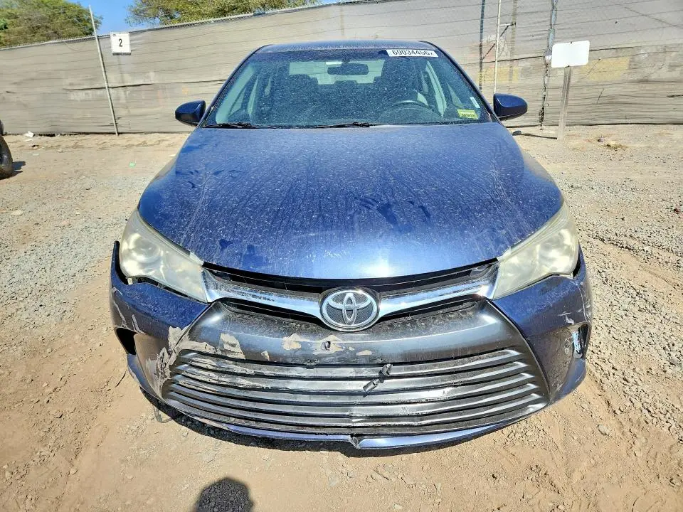 2015 TOYOTA CAMRY LE  