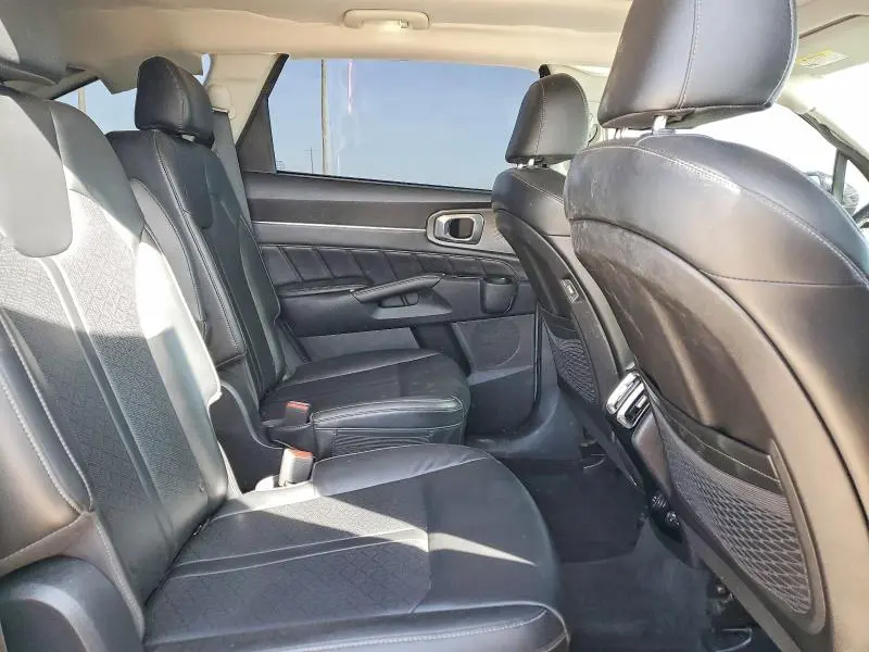 2023 KIA SORENTO   
