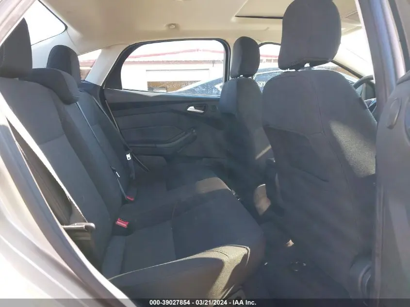 2017 FORD FOCUS SEL