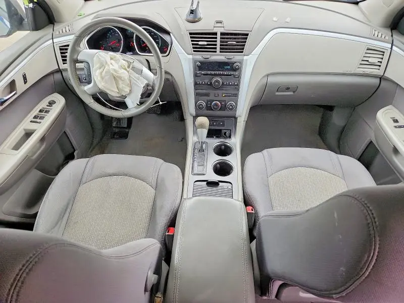 2012 CHEVROLET TRAVERSE LS  