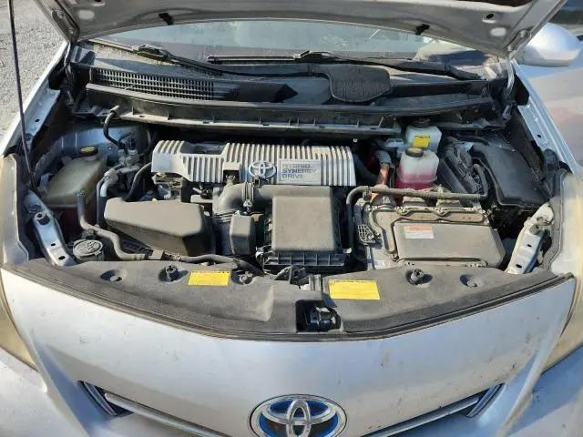 2013 TOYOTA PRIUS V   