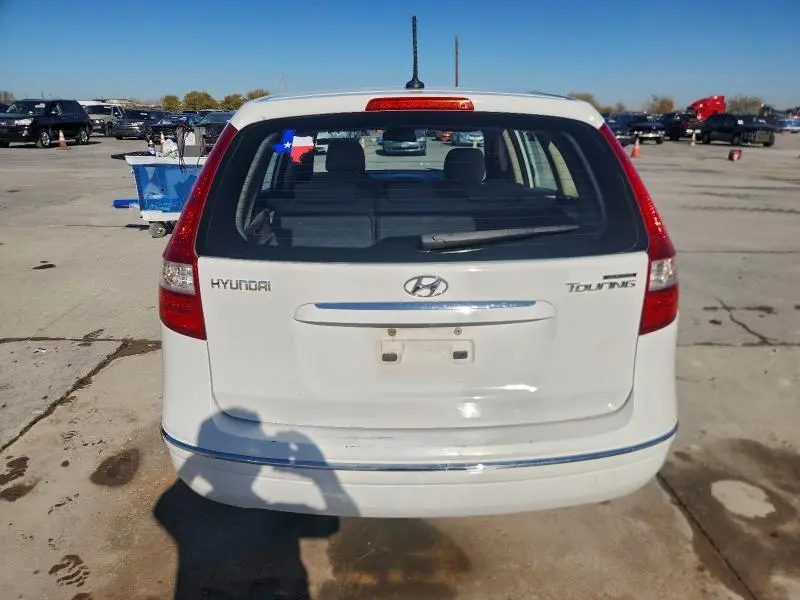 2010 HYUNDAI ELANTRA TOURING GLS  