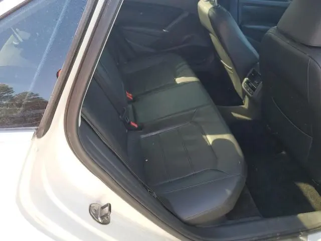 2018 VOLKSWAGEN PASSAT SE  