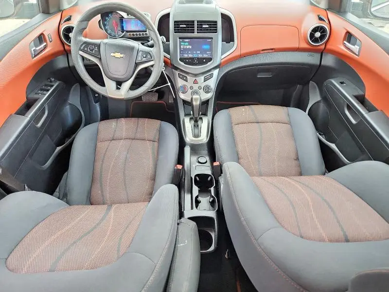 2016 CHEVROLET SONIC LT  