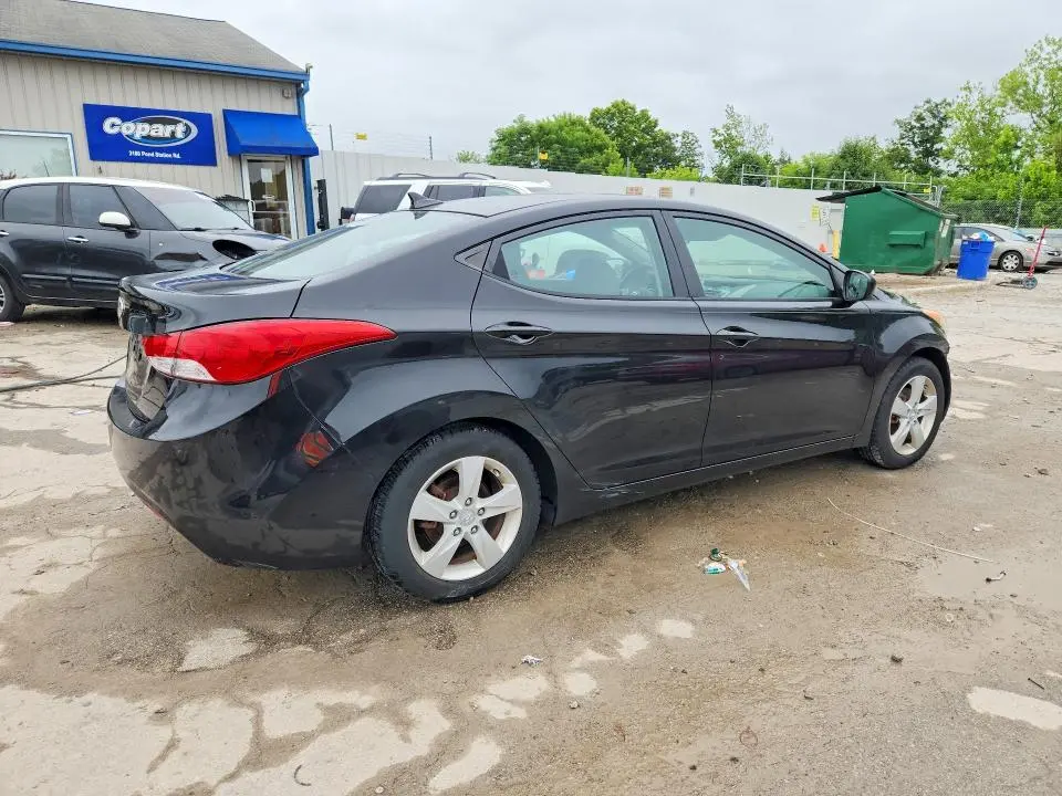 2011 HYUNDAI ELANTRA GLS  
