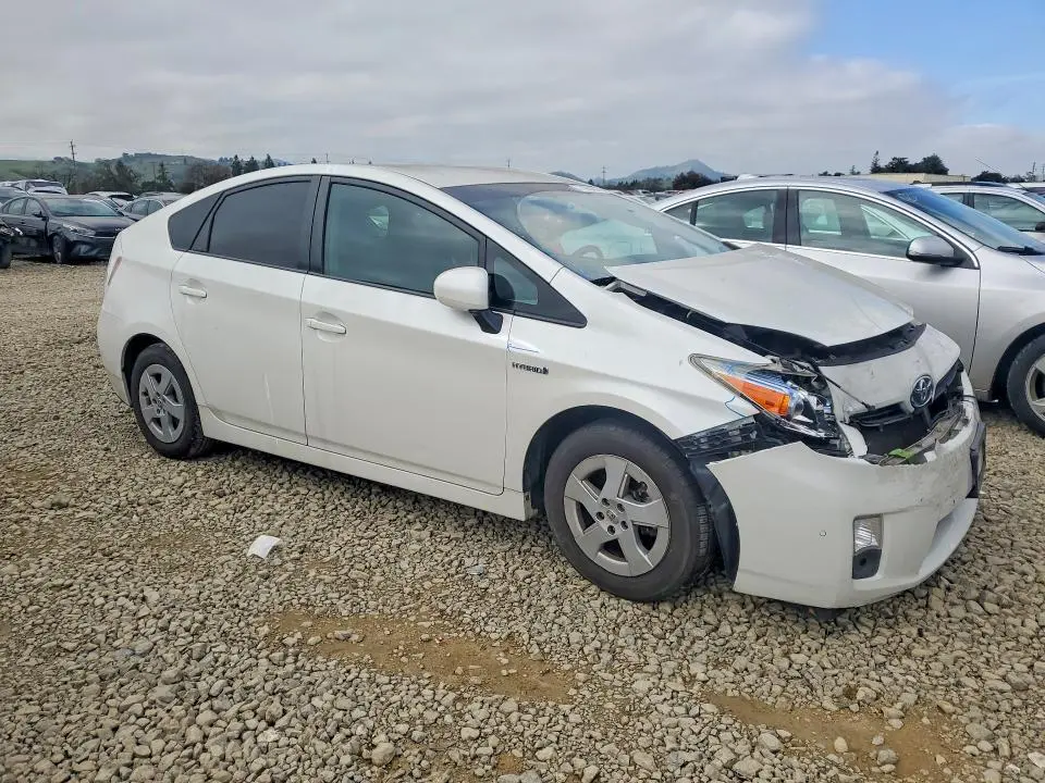 2011 TOYOTA PRIUS   