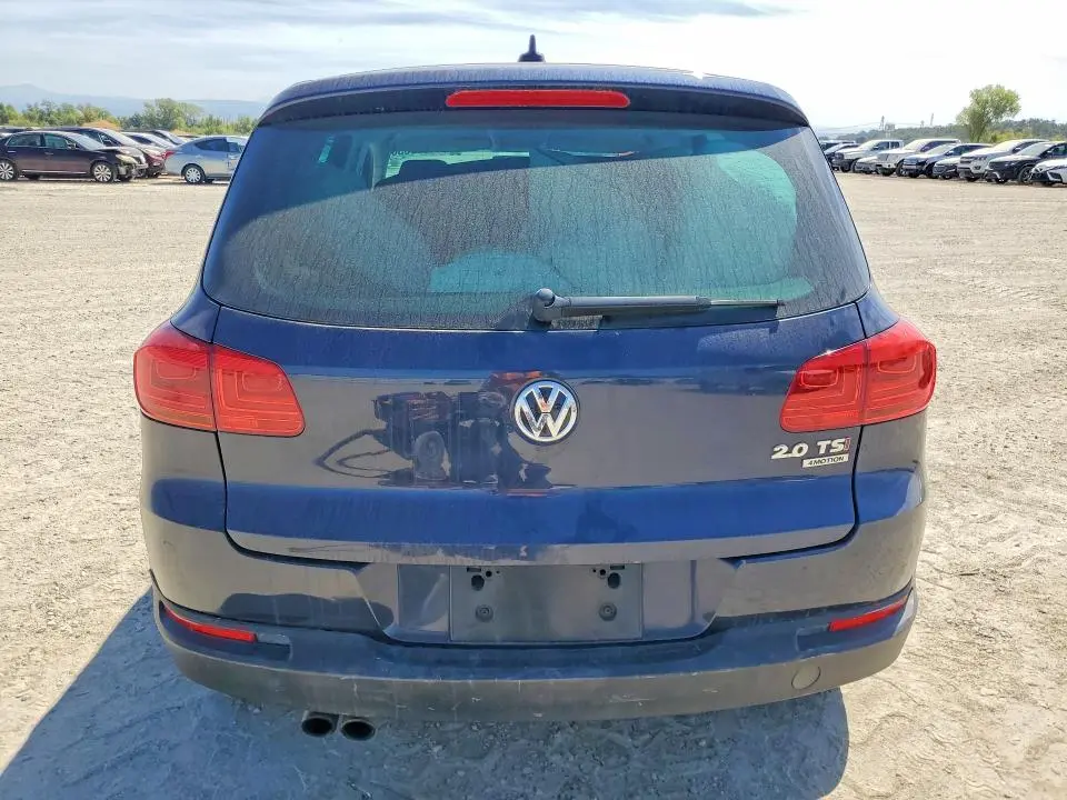 2014 VOLKSWAGEN TIGUAN S  