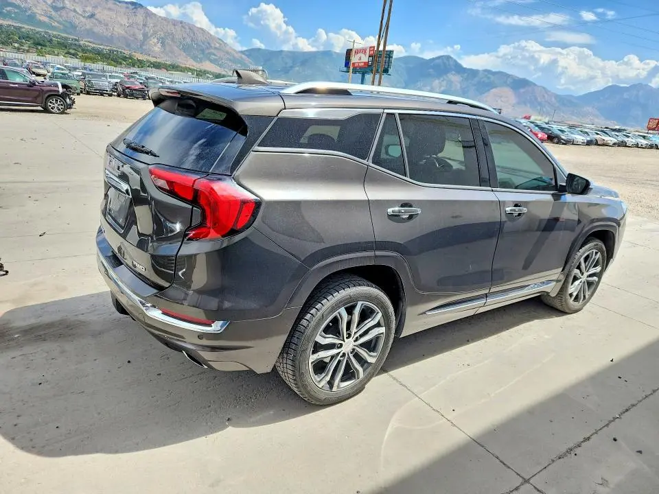 2020 GMC TERRAIN DENALI  