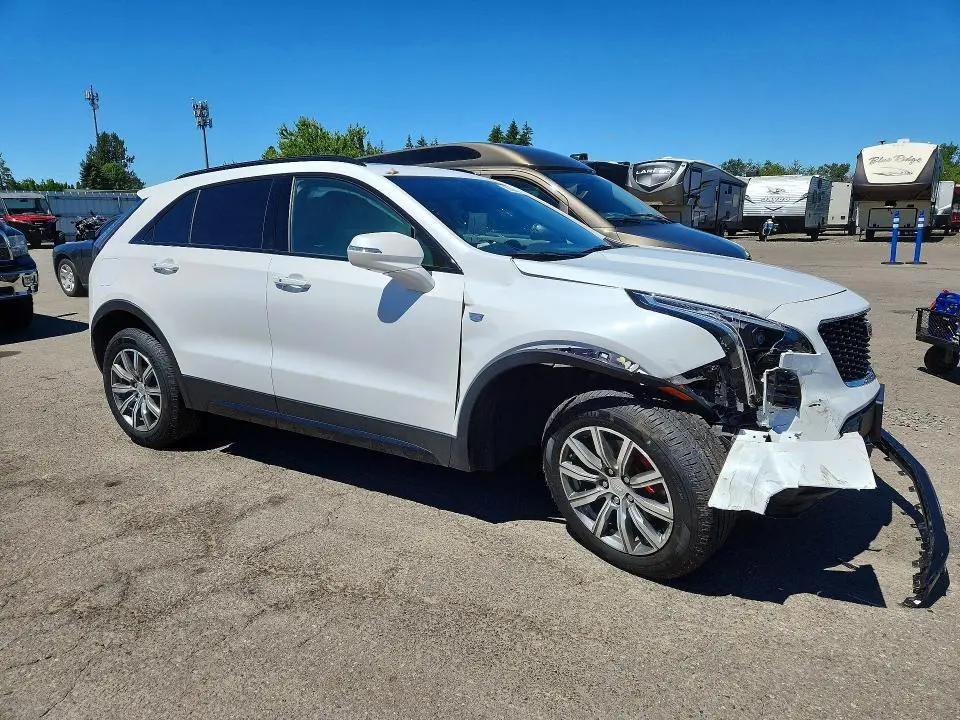 2021 CADILLAC XT4 SPORT  