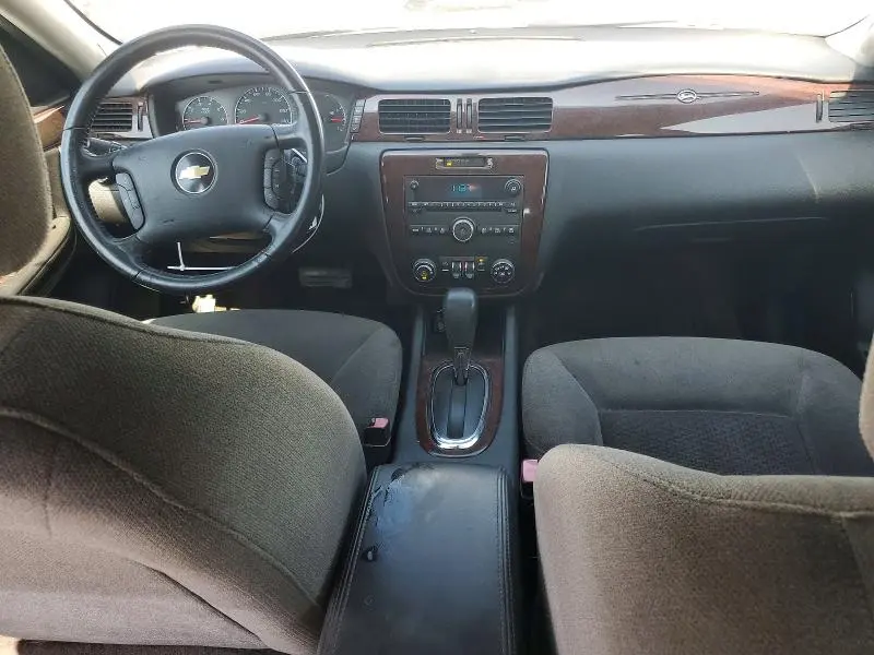 2010 CHEVROLET IMPALA LT  