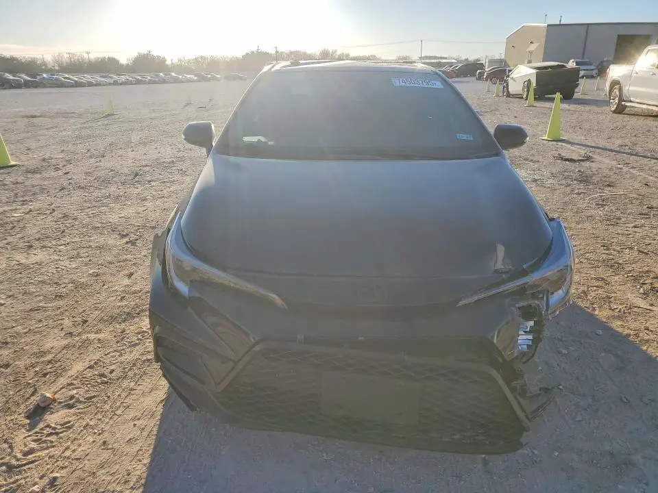 2025 TOYOTA COROLLA SE  