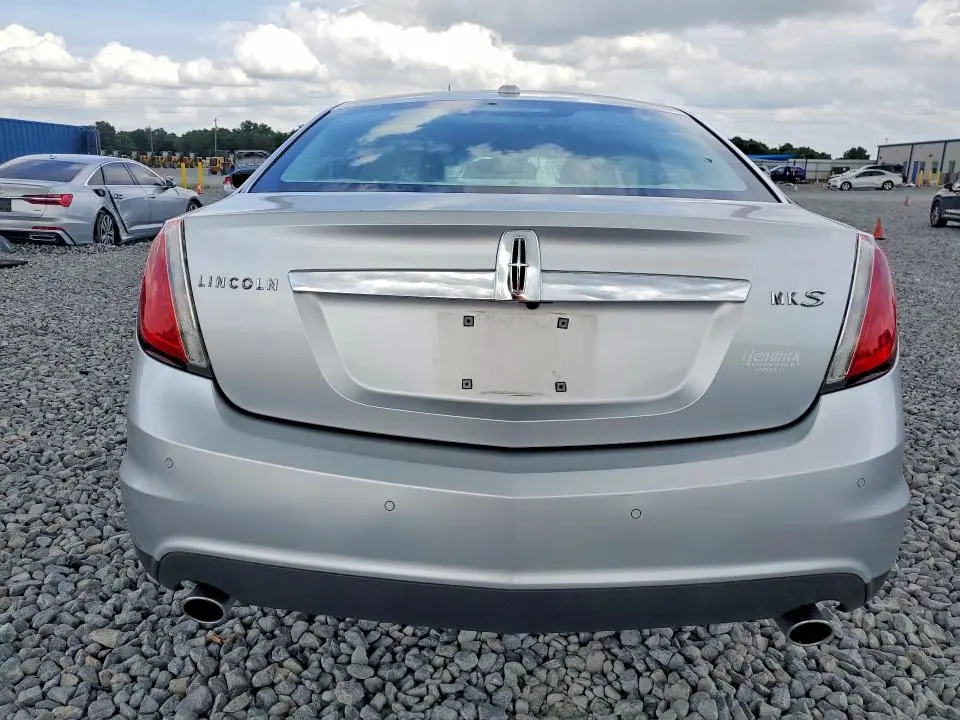 2010 LINCOLN MKS   