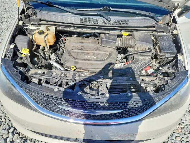 2017 CHRYSLER PACIFICA TOURING  