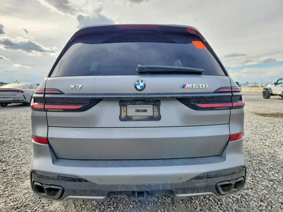 2025 BMW X7 M60I  