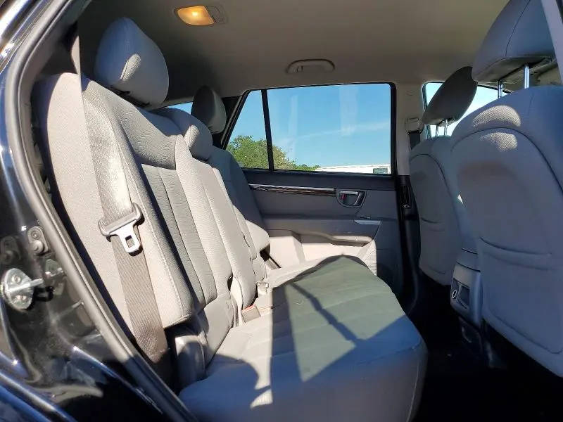 2012 HYUNDAI SANTA FE GLS  