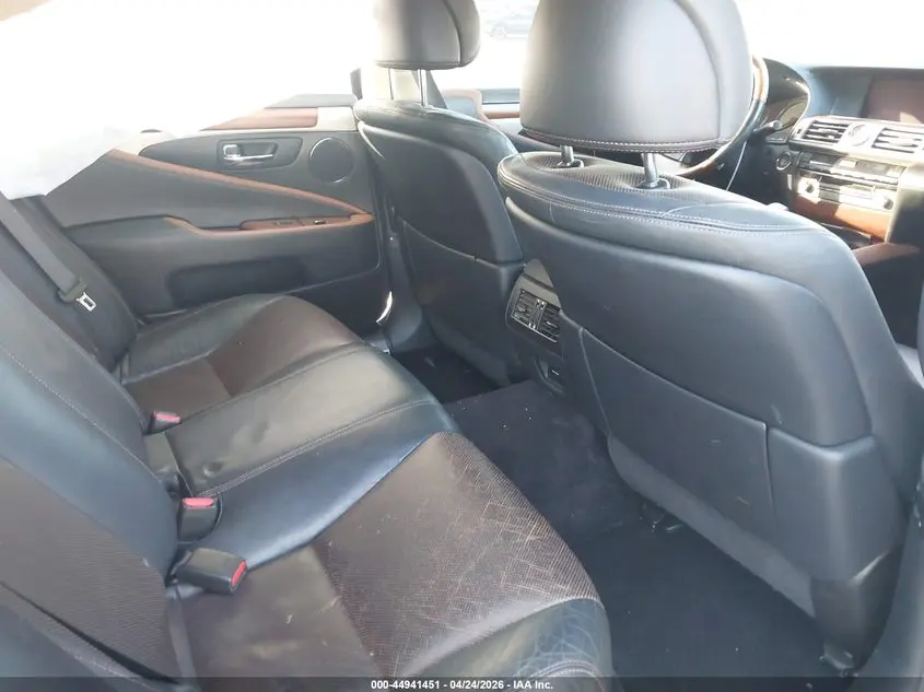 2016 LEXUS LS 460  
