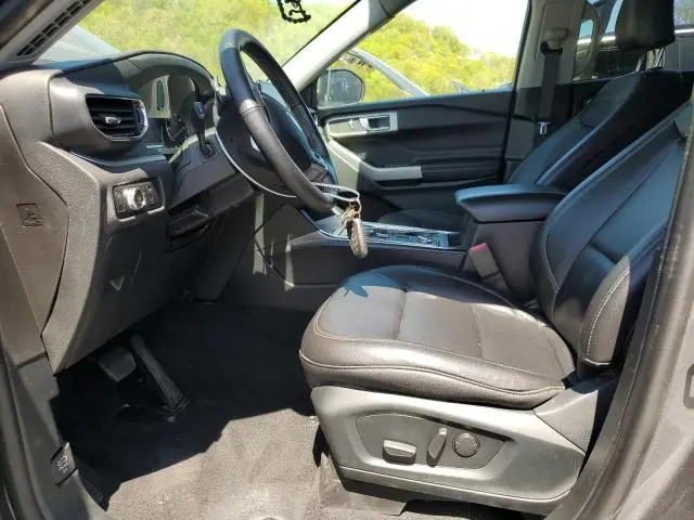 2021 FORD EXPLORER XLT  