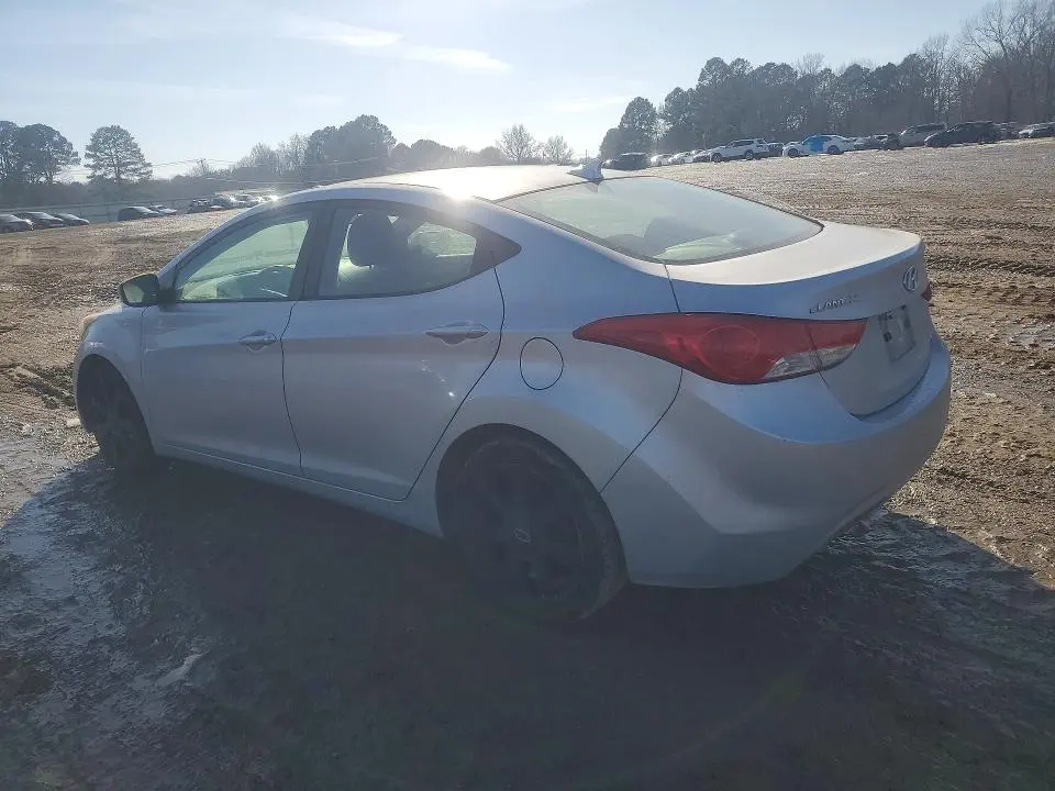 2011 HYUNDAI ELANTRA GLS  