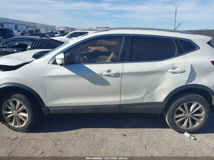 2018 NISSAN ROGUE SPORT SV