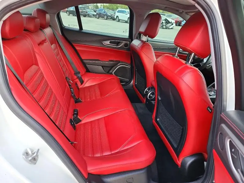 2018 ALFA ROMEO GIULIA TI Q4  