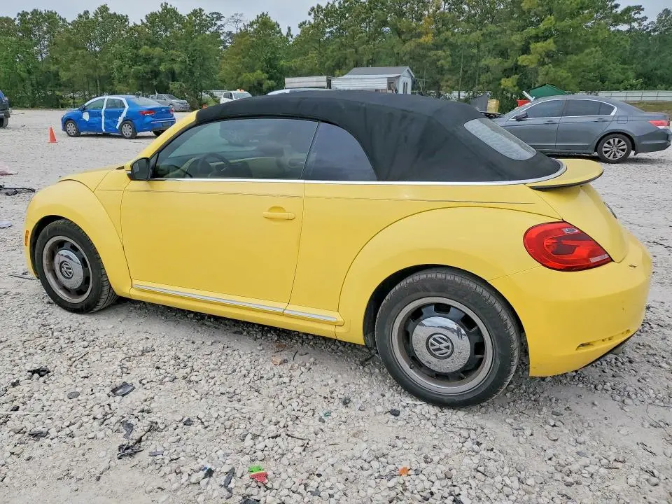 2013 VOLKSWAGEN BEETLE   