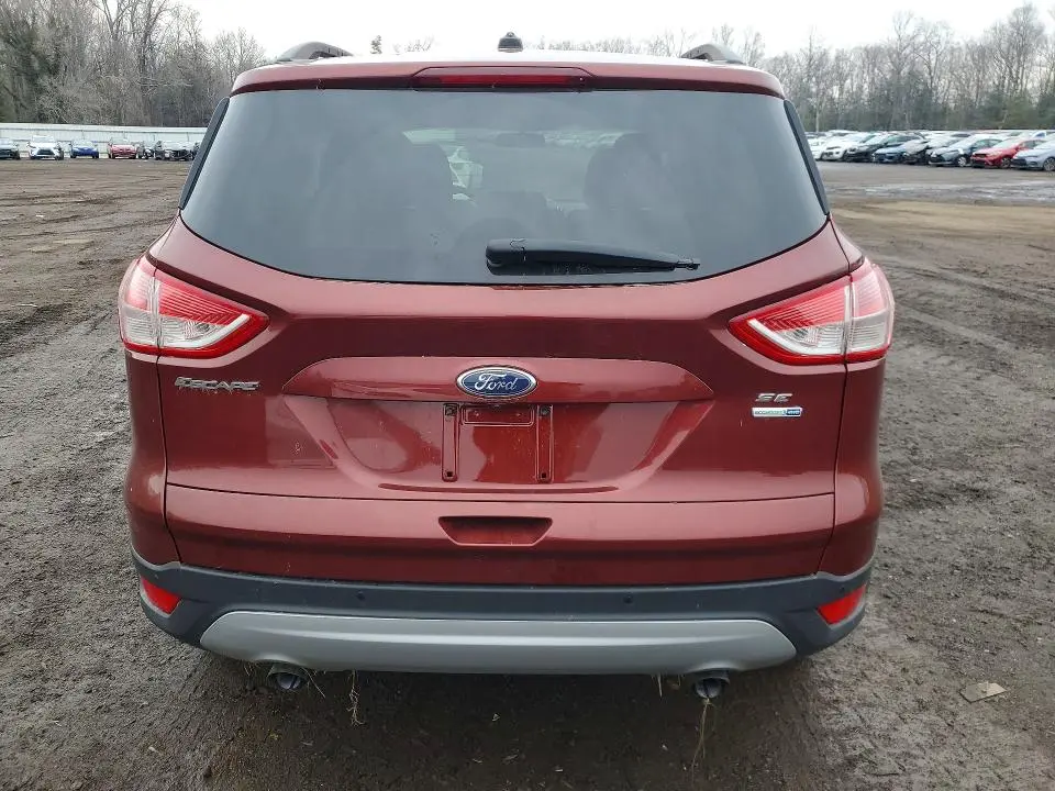 2014 FORD ESCAPE SE  