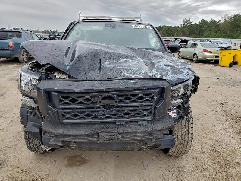 2024 NISSAN FRONTIER S  