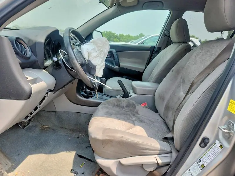 2010 TOYOTA RAV4 BASE  