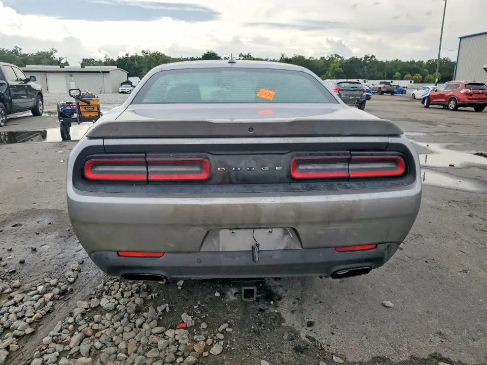 2016 DODGE CHALLENGER SXT  