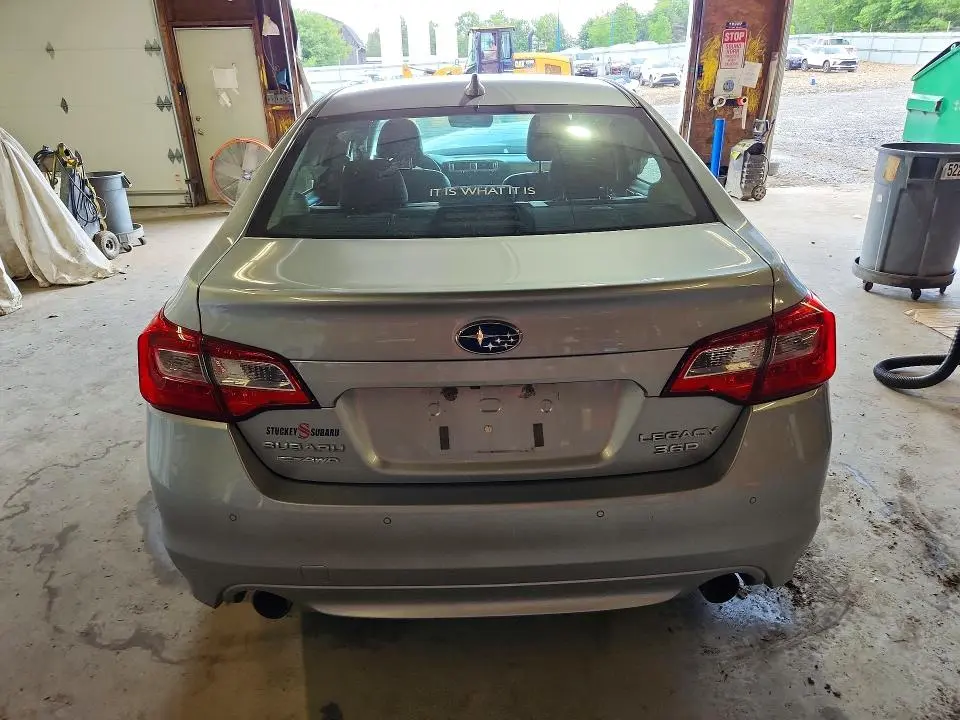 2017 SUBARU LEGACY 3.6R LIMITED  