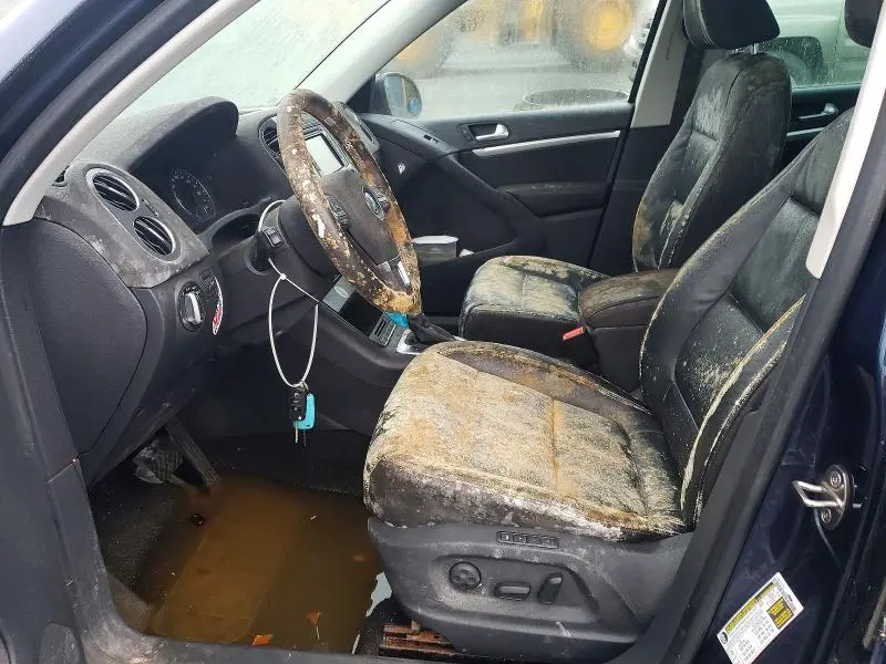 2014 VOLKSWAGEN TIGUAN S  