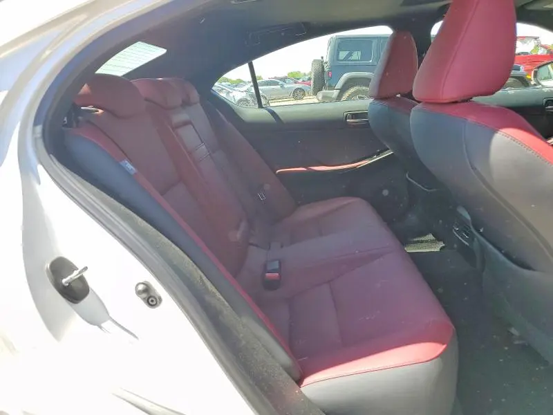 2021 LEXUS IS 300  