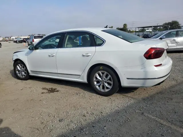 2017 VOLKSWAGEN PASSAT S  