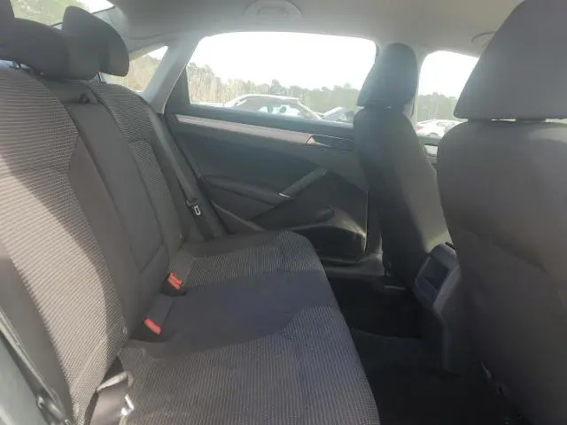 2017 VOLKSWAGEN PASSAT S