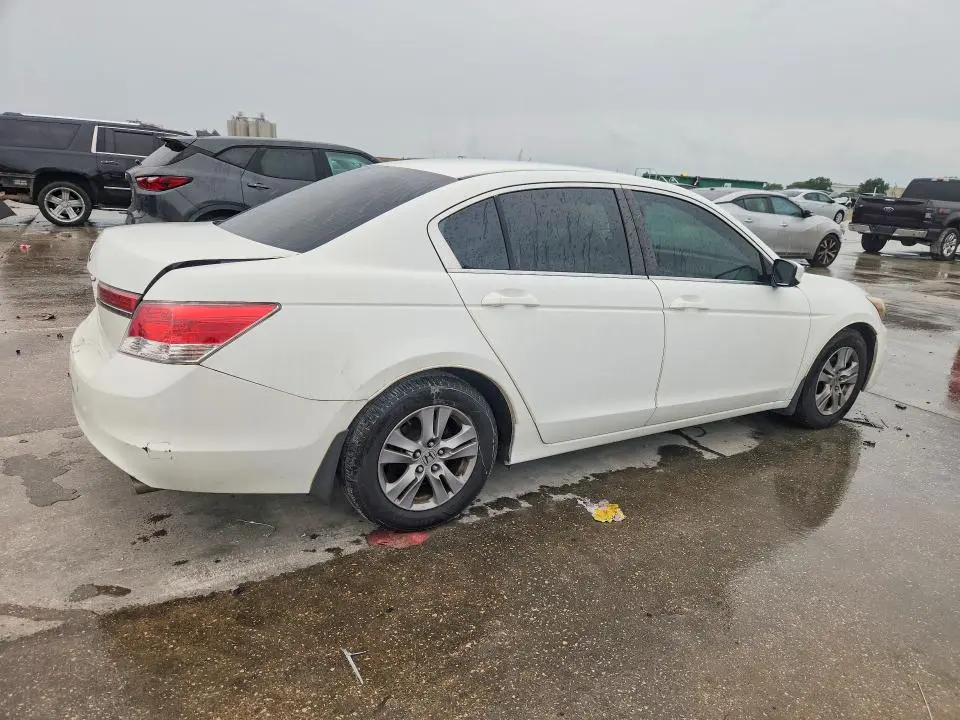 2012 HONDA ACCORD LXP  