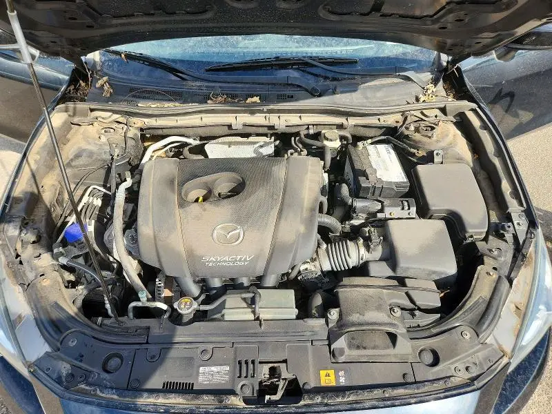 2015 MAZDA 3 TOURING  