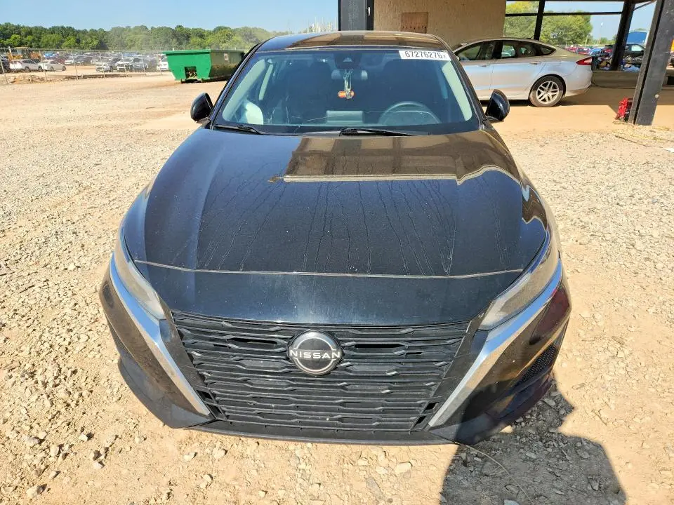 2023 NISSAN ALTIMA SV  