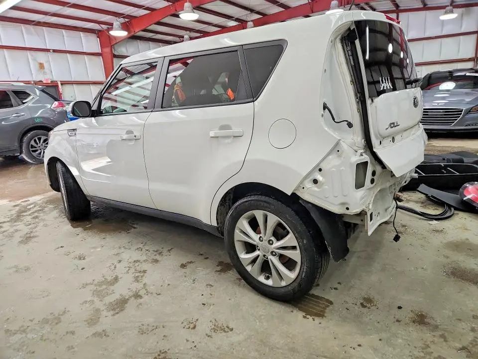 2015 KIA SOUL +  