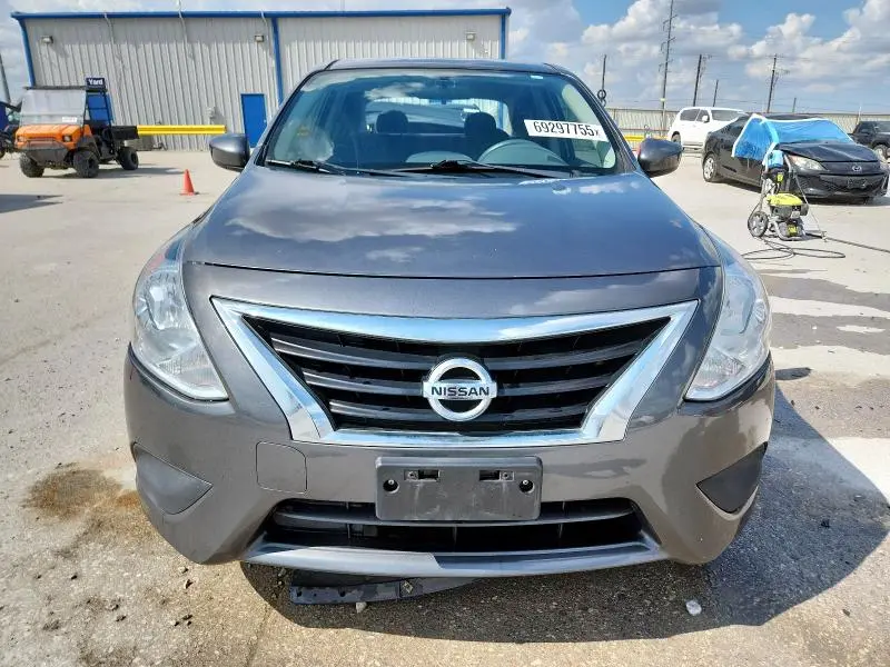 2017 NISSAN VERSA S  