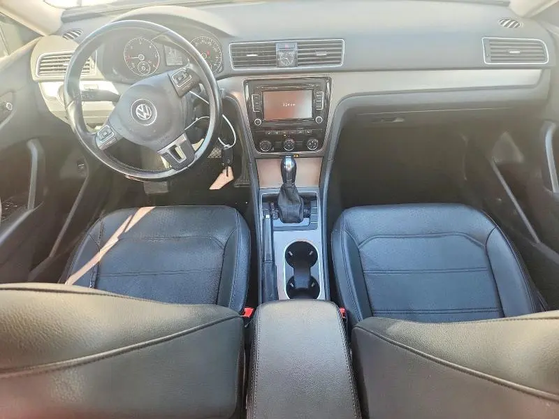 2014 VOLKSWAGEN PASSAT SE  