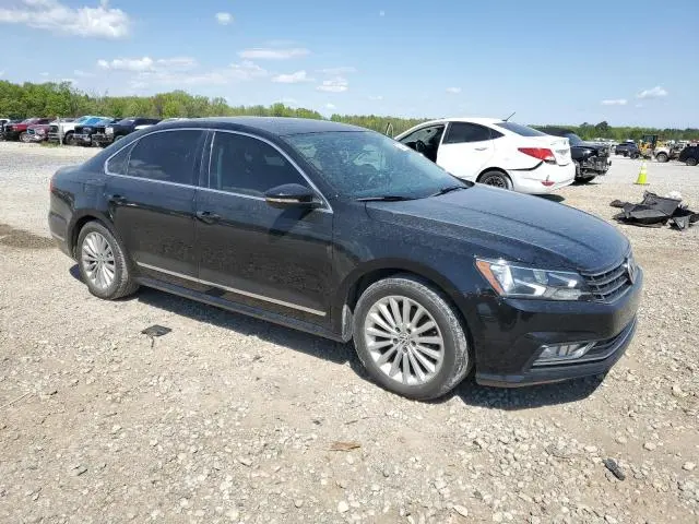 2016 VOLKSWAGEN PASSAT SE  