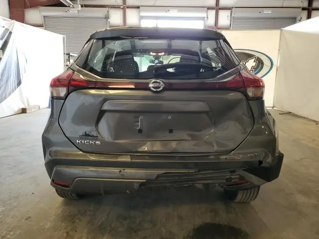 2021 NISSAN KICKS S  