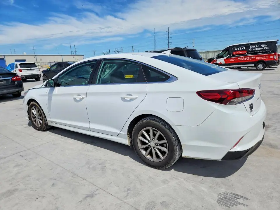 2019 HYUNDAI SONATA SE  